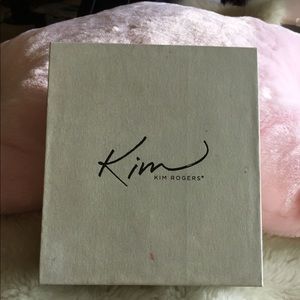 Kim Rogers Jewelry - Necklace with matching earrings Kim Rogers Jewelry - Necklace with matching earrings